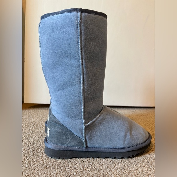 UGG Like New Classic Tall Women’s Blue Grey Shearling Warm Suede Winter Boots - Picture 5 of 8